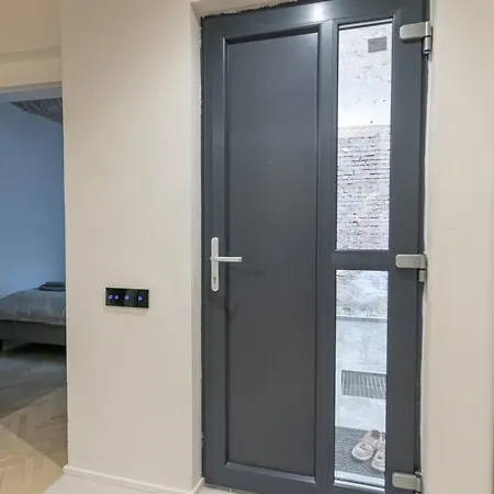 Biagio Boutique - In Old Town - Ultra