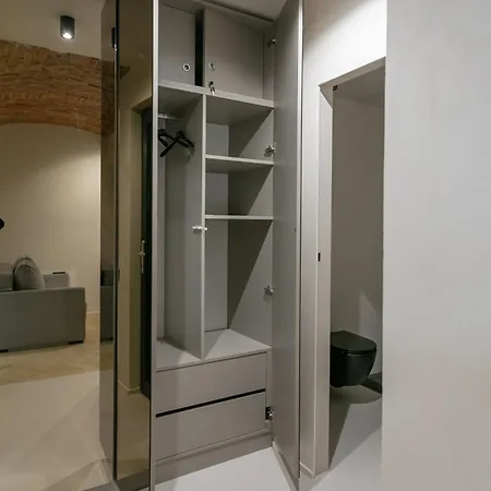 Biagio Boutique - In Old Town - Ultra דירה