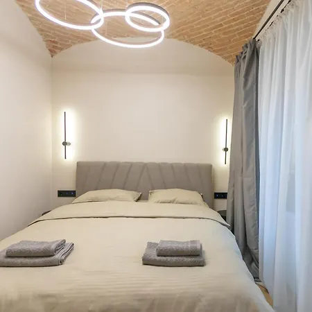 Biagio Boutique - In Old Town - Ultra דירה בראשוב