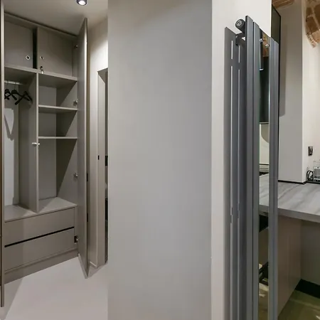 Biagio Boutique - In Old Town - Ultra Apartment *