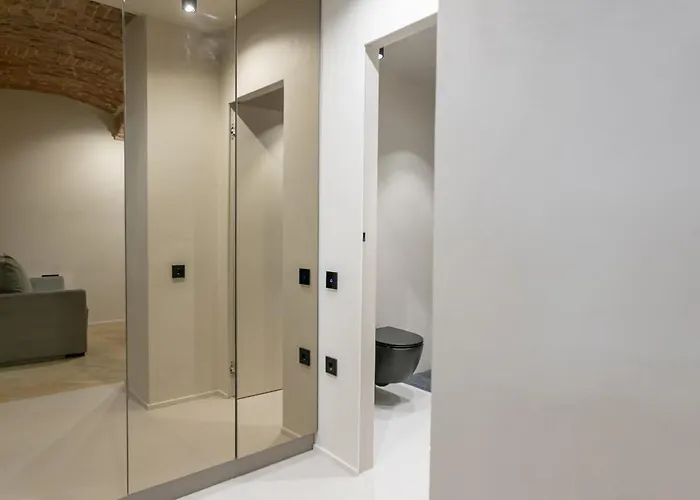 Biagio Boutique - In Old Town - Ultra