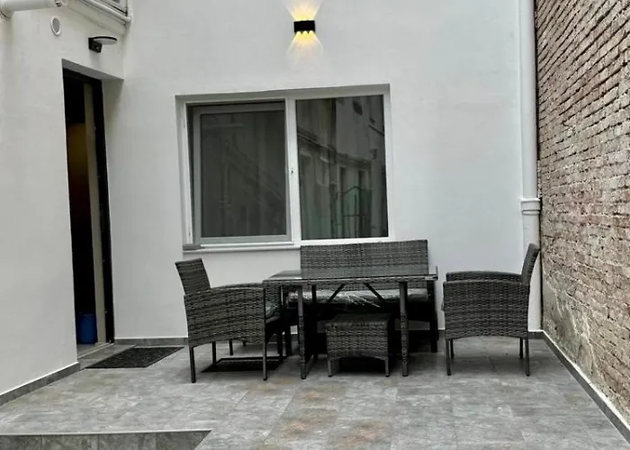 Biagio Boutique - In Old Town - Ultra *